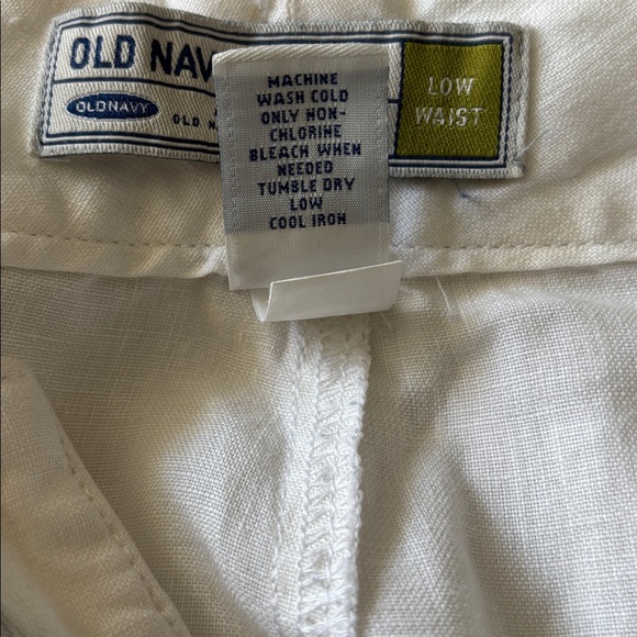 Linen Capri Pants - Picture 4 of 4